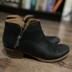 Lucky Brand black leather ankle boots with zipper detail, size 7